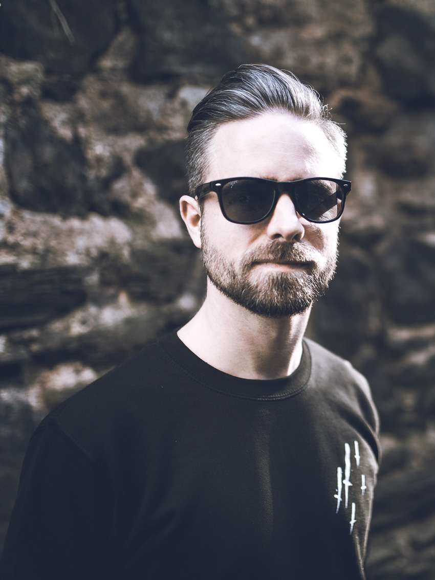 brutal-knack-angel-fox-sweater-1_600x600-2x