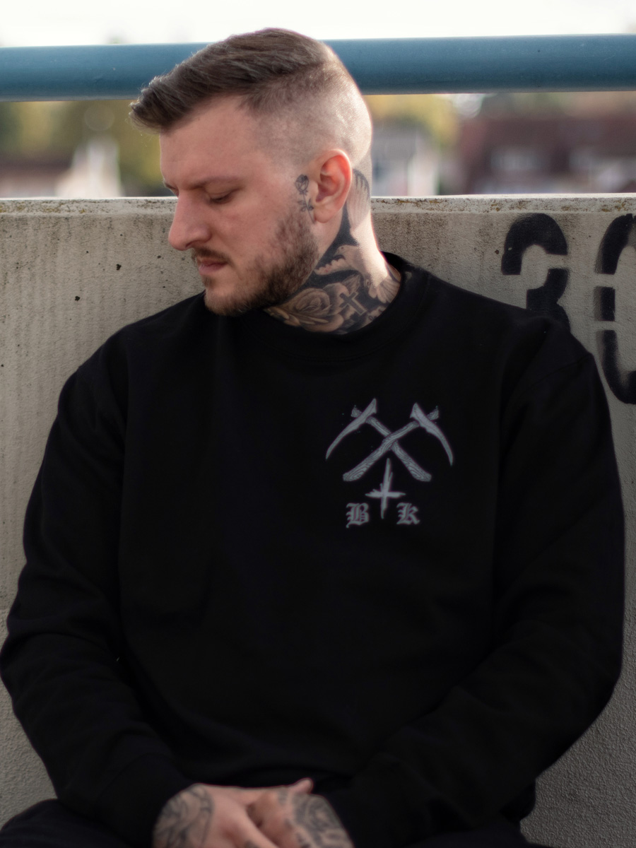 brutal-knack-occult-baphomet-sweater-2