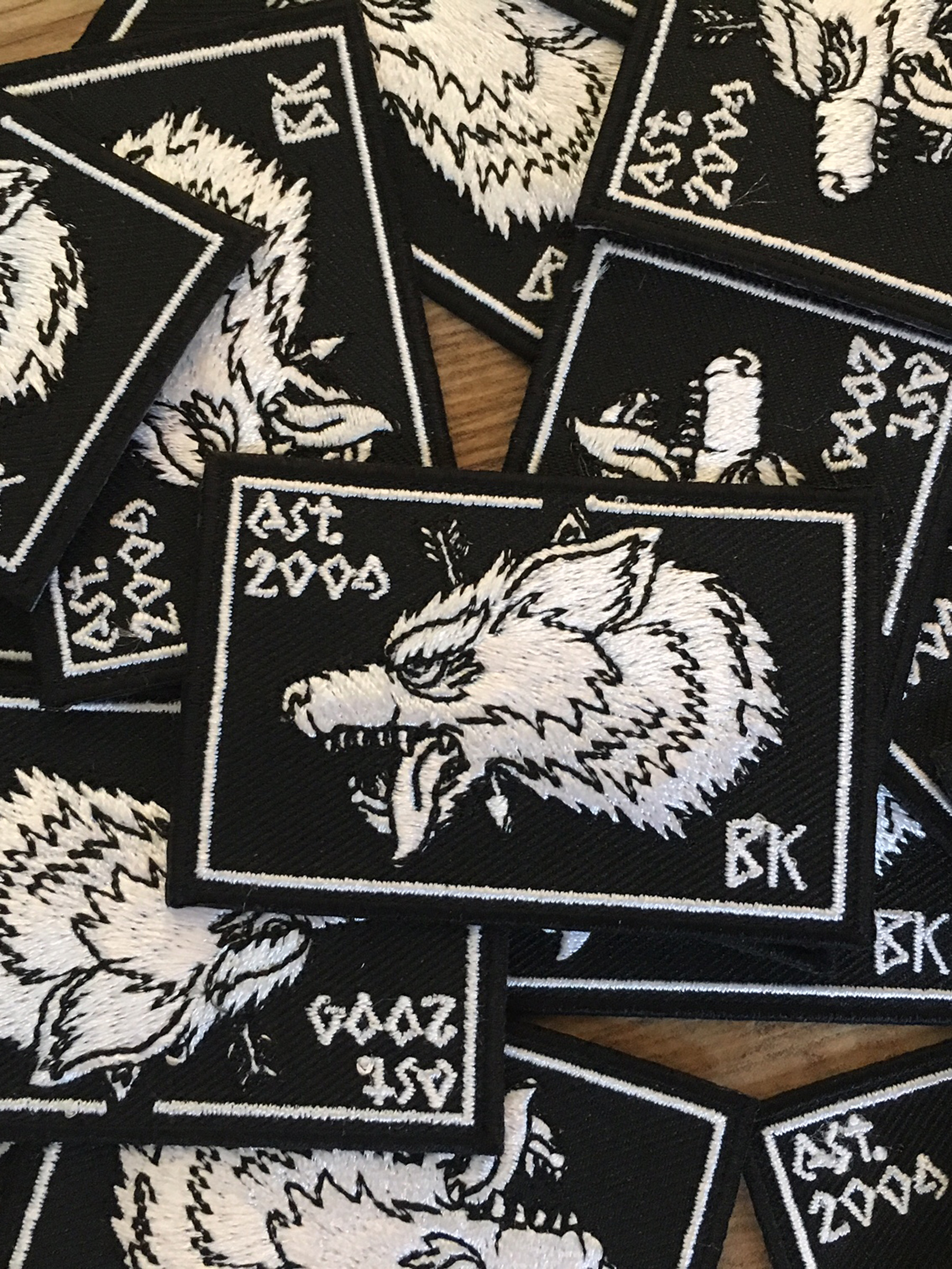 brutal-knack-patch-wolf-1