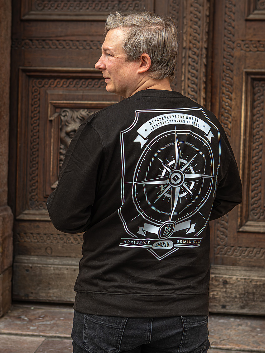 Compass Sweater [black]