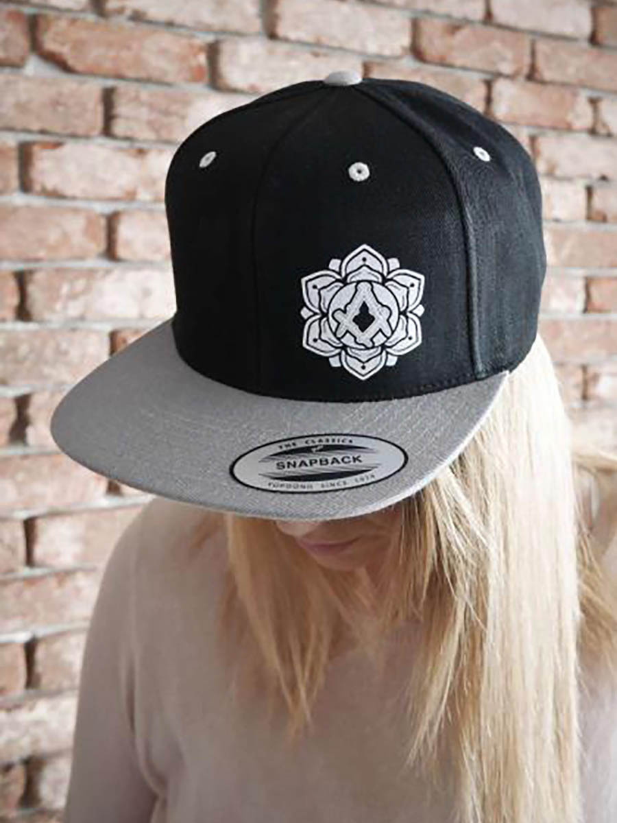 snapblackgrey1