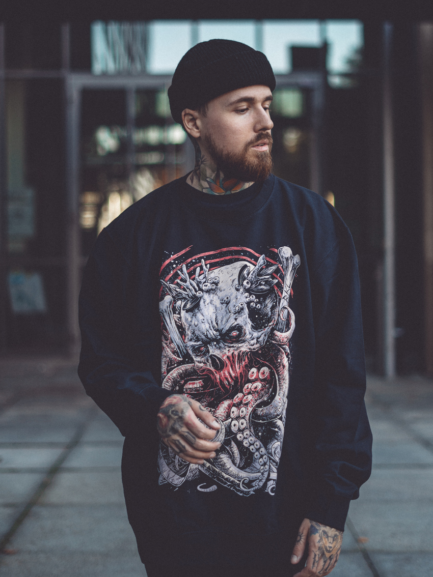 brutal-knack-sweater-octoskull-2