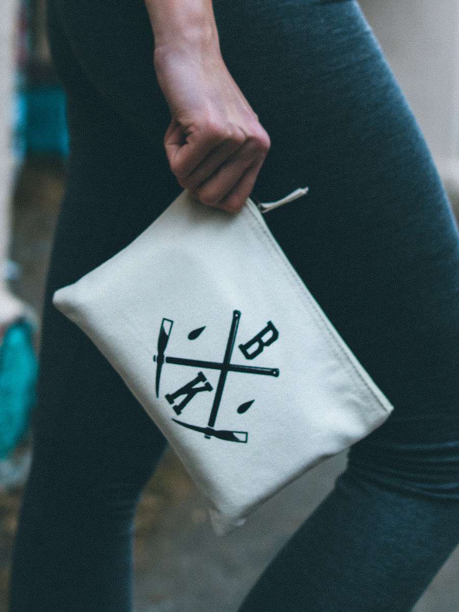 brutal-knack-canvas-bag_600x600-2x