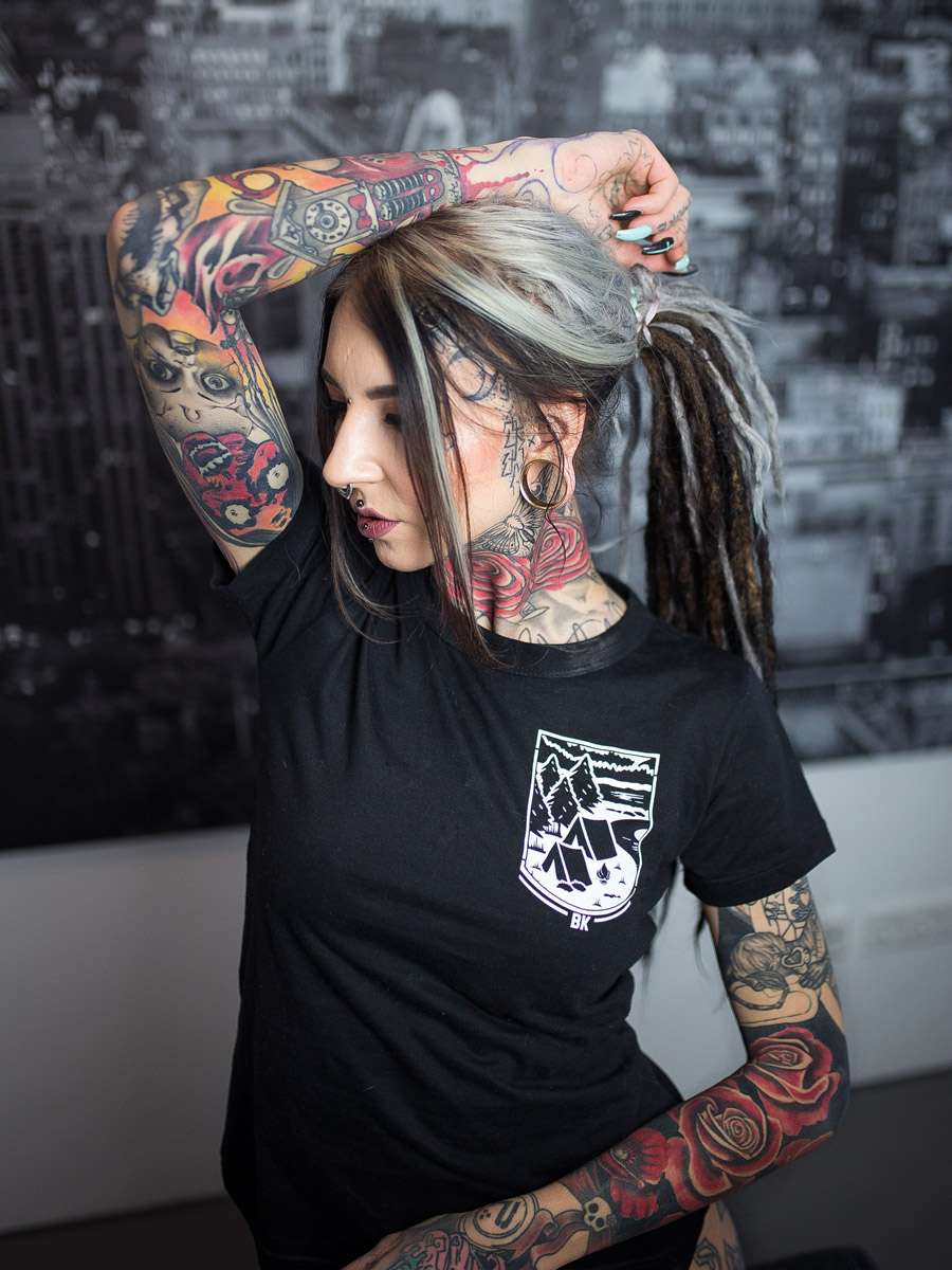 brutal-knack-goodnight-bea-shirt-black-1_600x600-2x