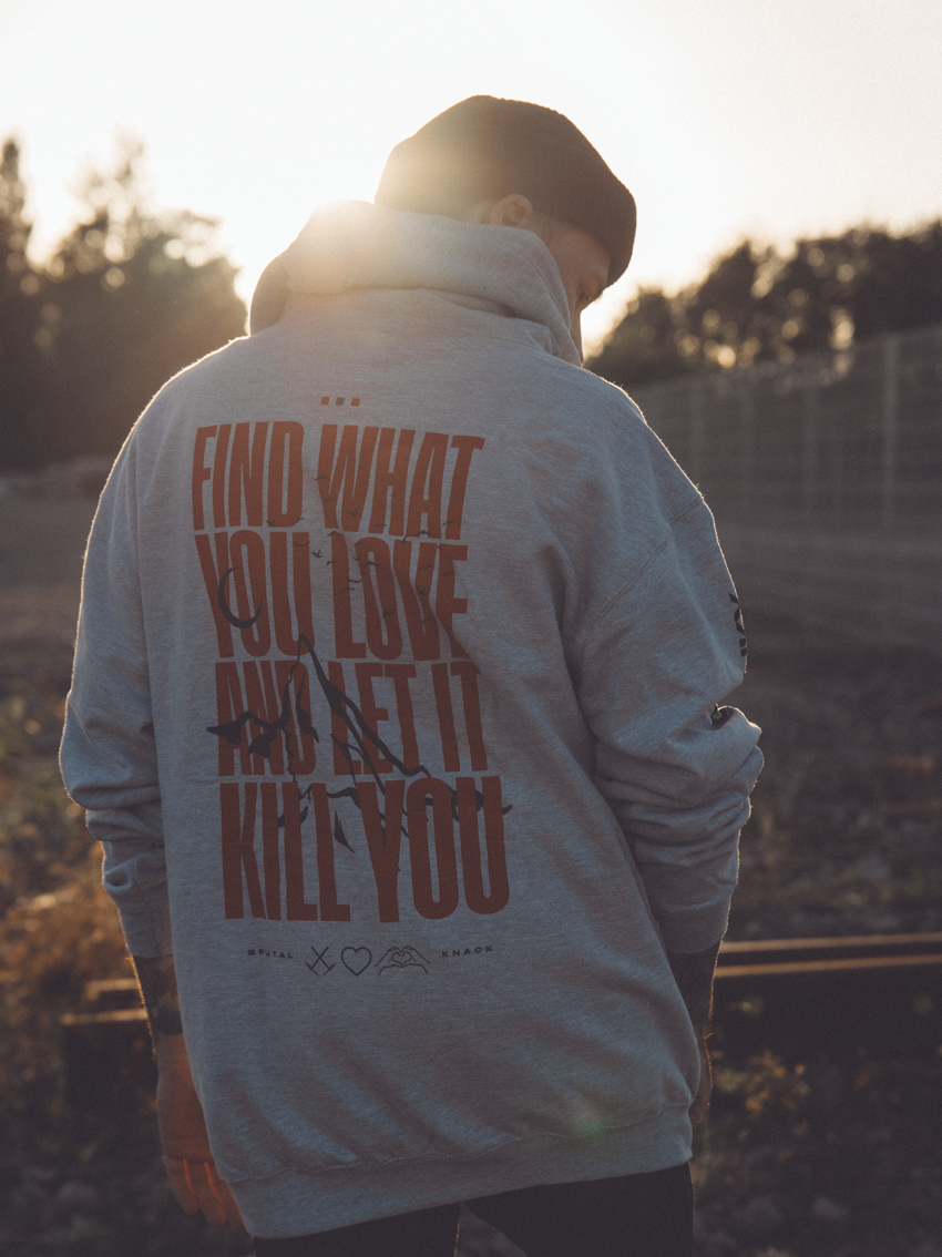 brutal-knack-fwyl2-3-grey