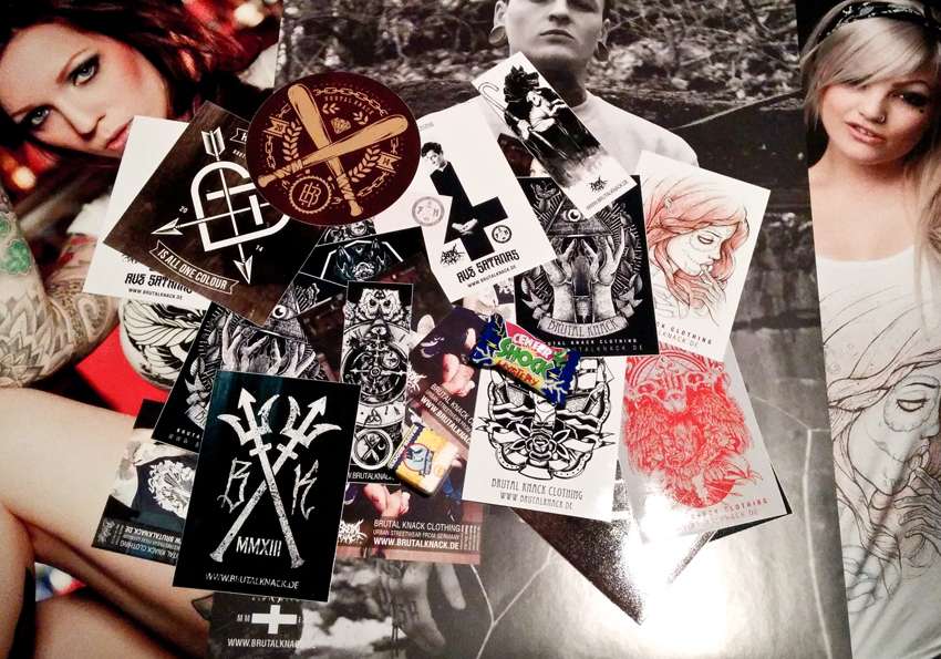 brutal-knack-aufkleber-poster_600x600-2x