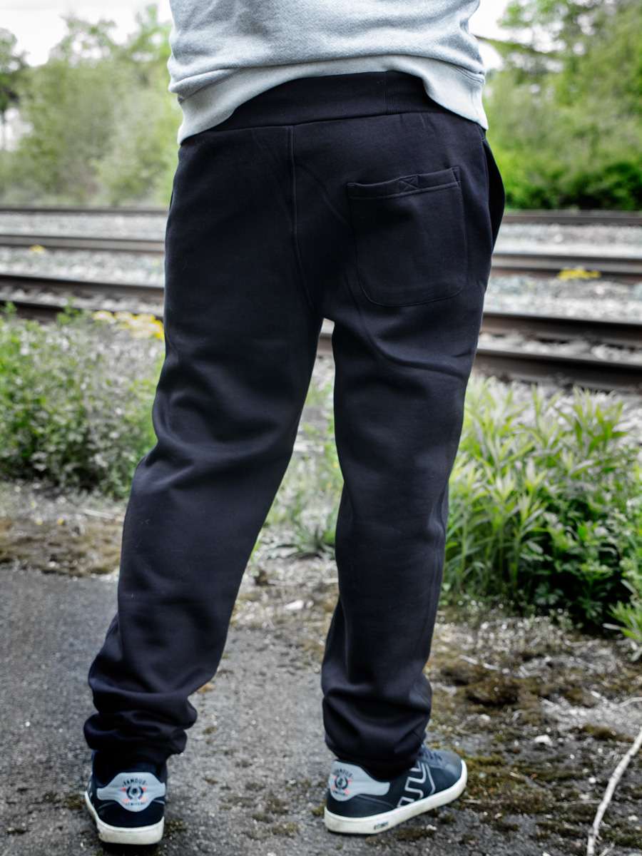 brutal-knack-hope-jogger-black-3_600x600-2x