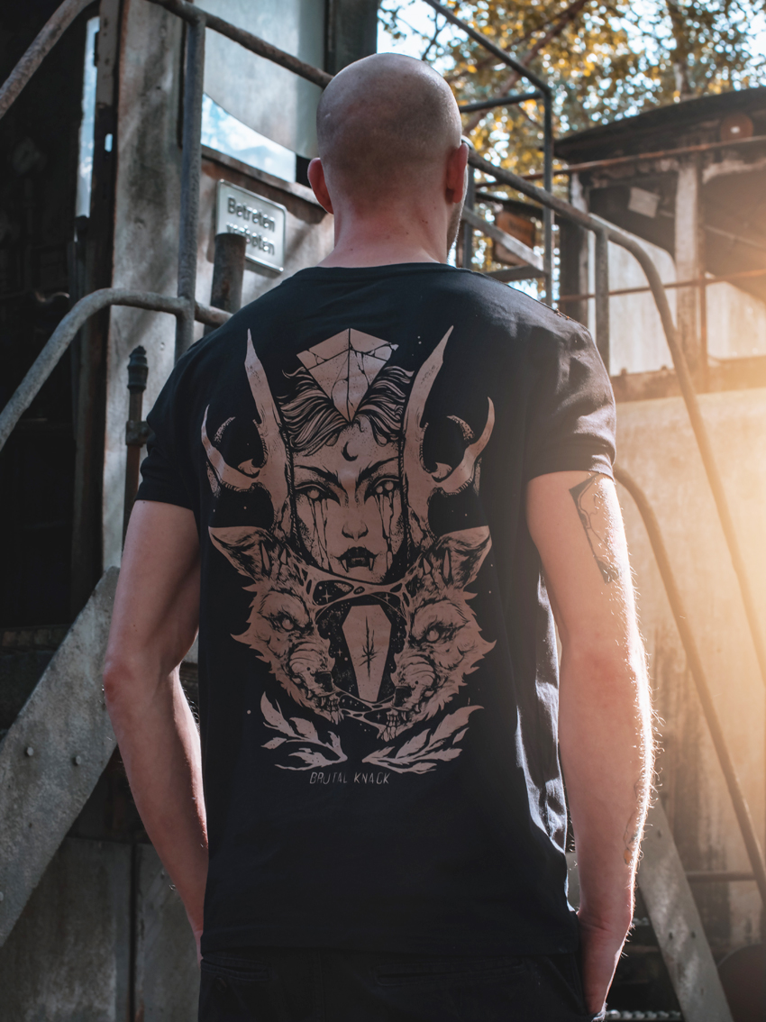 brutal-knack-dark-shirt-3