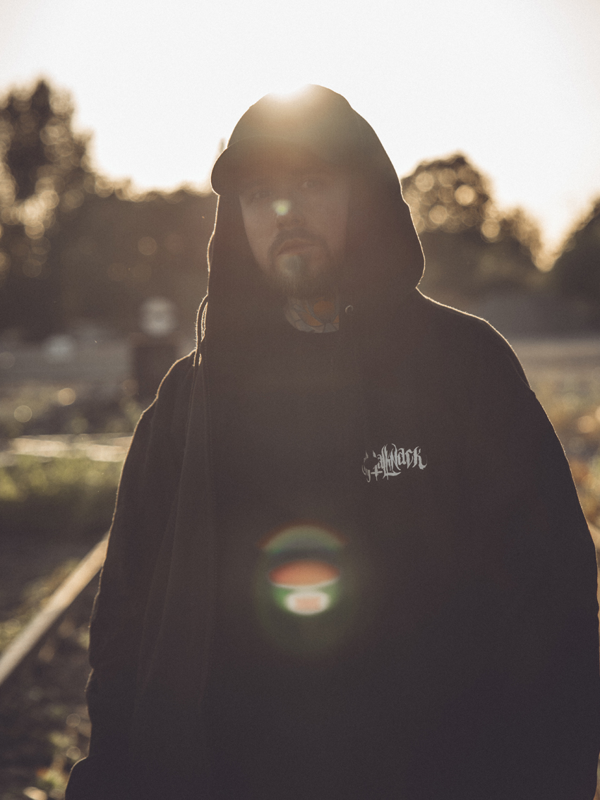 brutal-knack-fox-hoodie-3