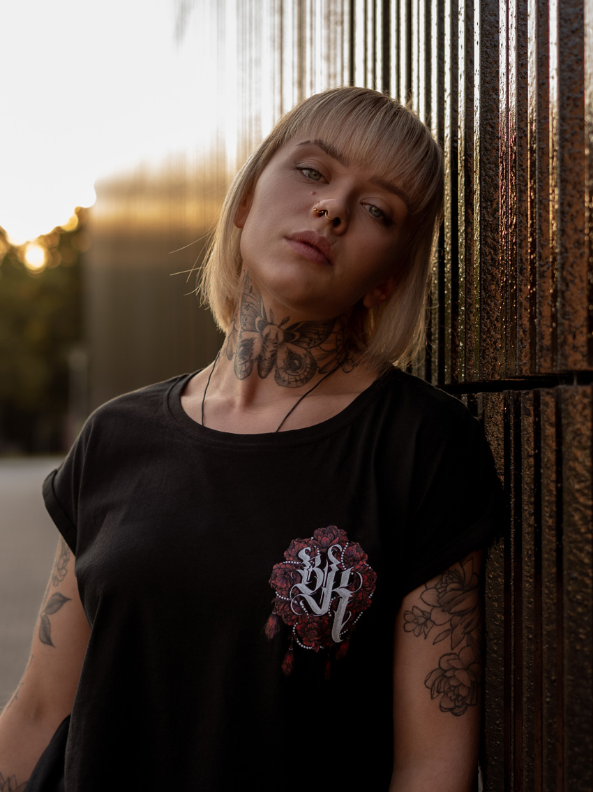 brutal-knack-foxy-shirt-2