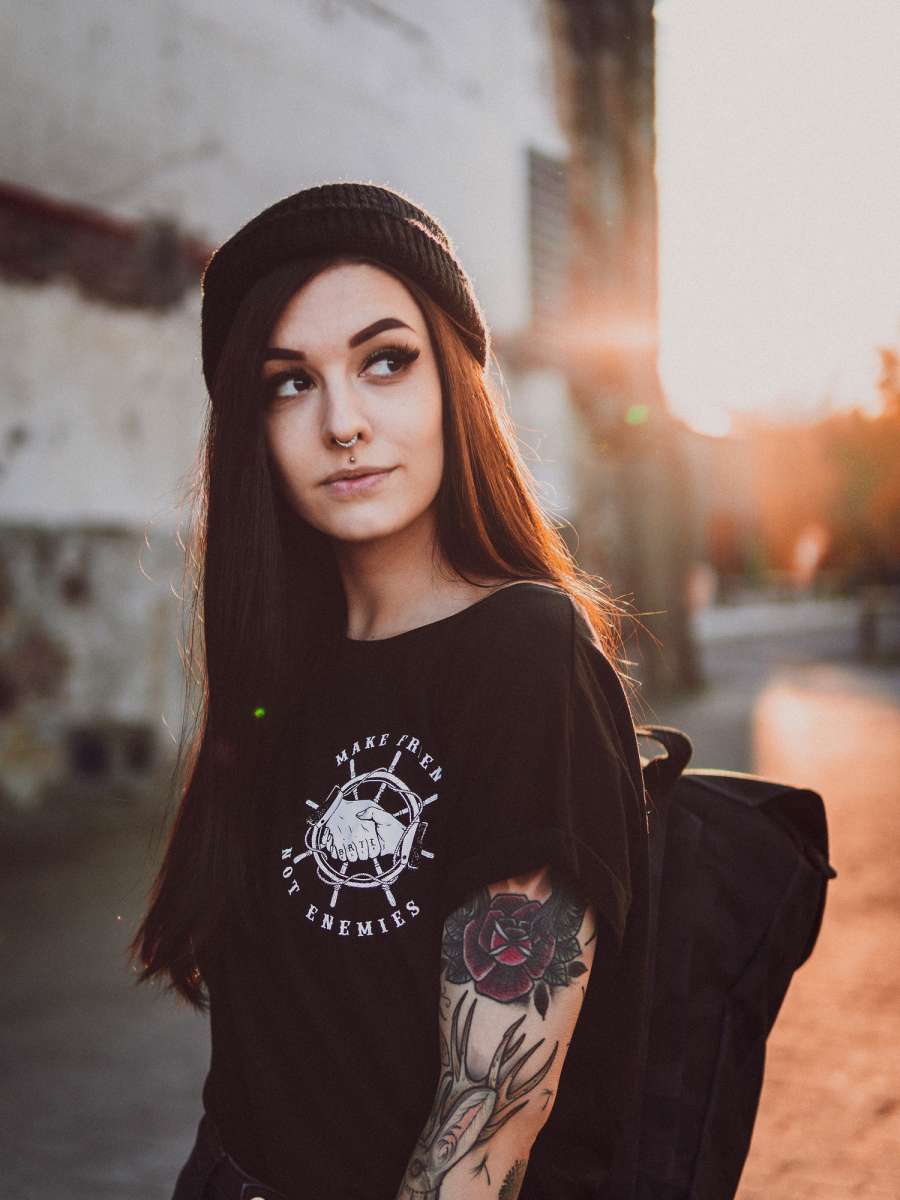 Make Friends Extended Shirt [black]