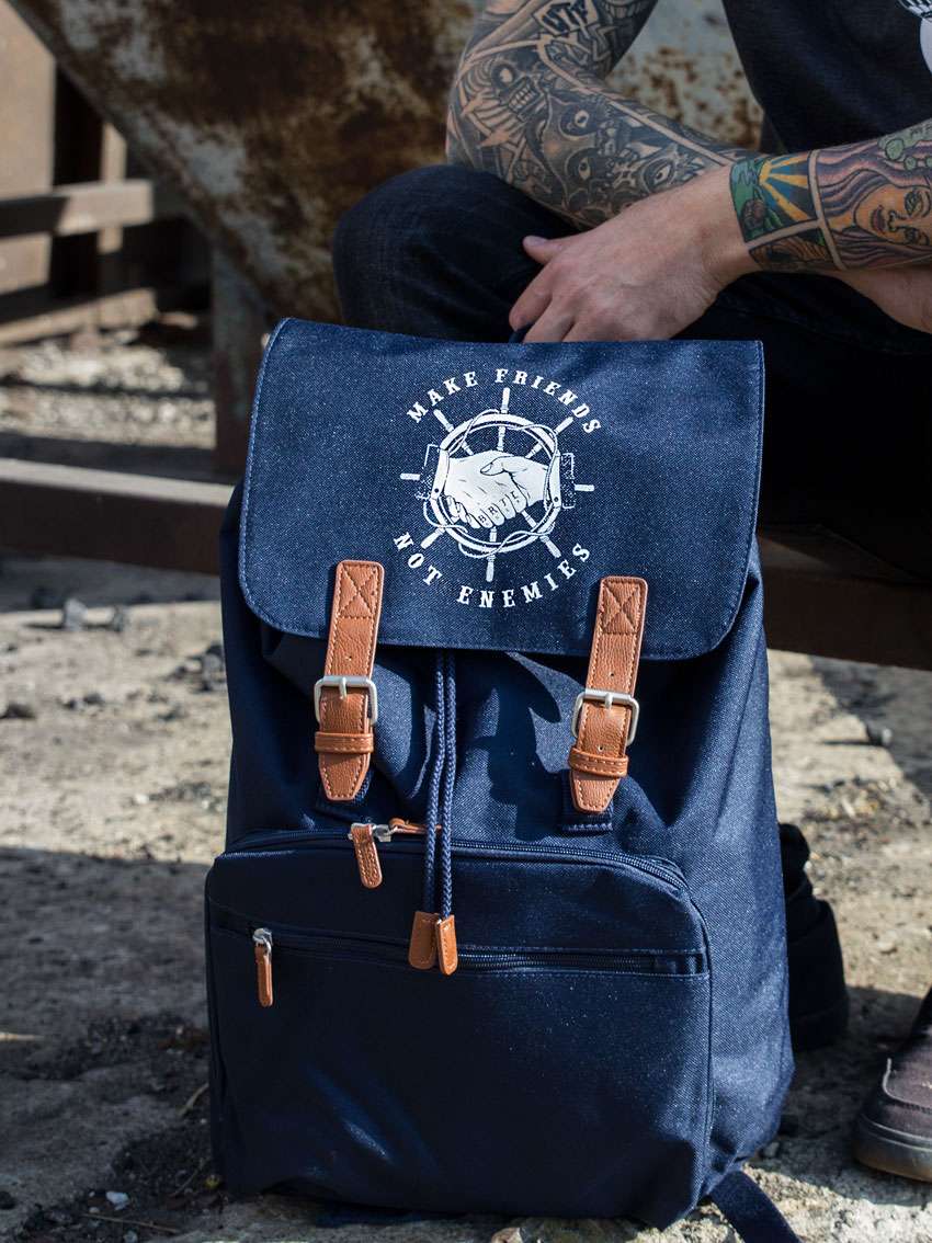 brutal_knack_rucksack_navy3_600x600-2x