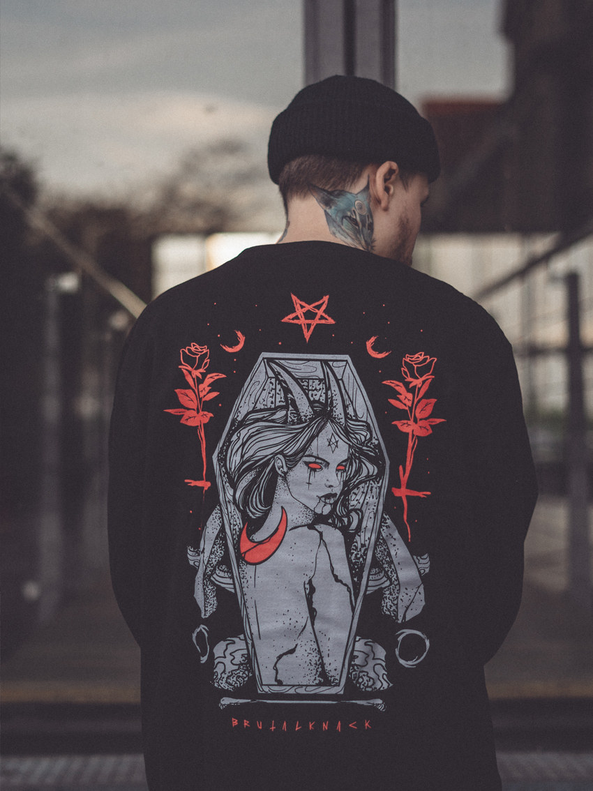 brutal-knack-sweater-occult-lady-3