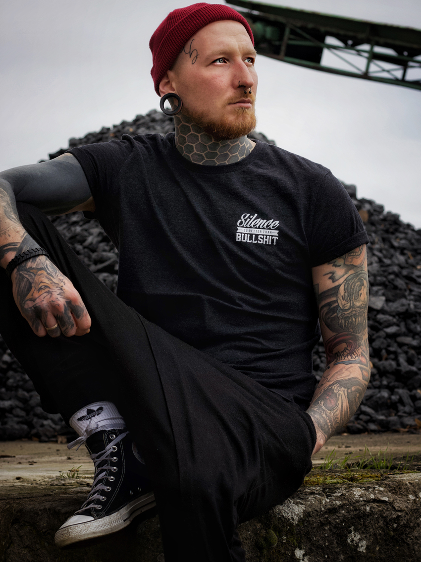 brutal-knack-silence-black-4