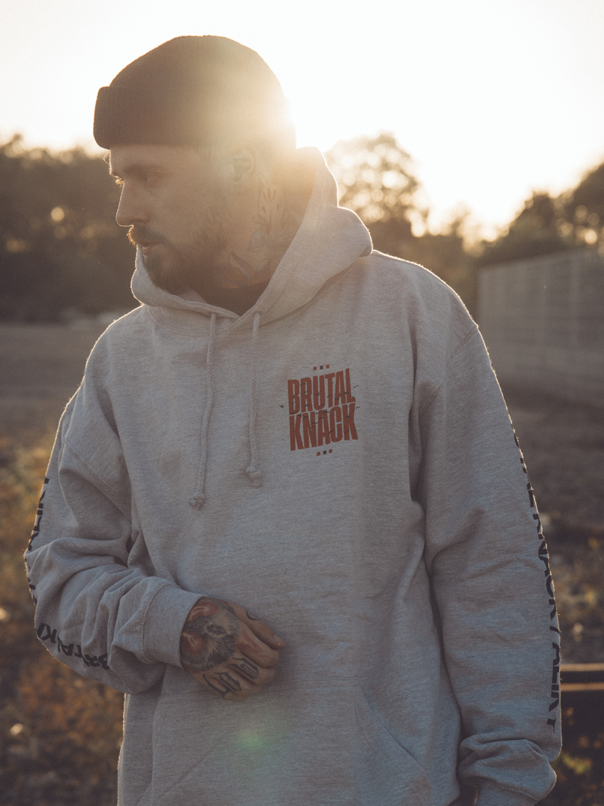 brutal-knack-fwyl2-2-grey