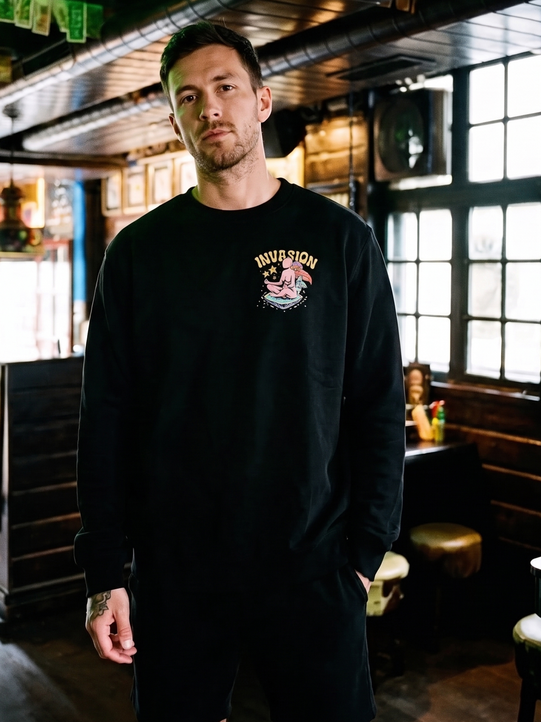 Invasion Sweater [black]