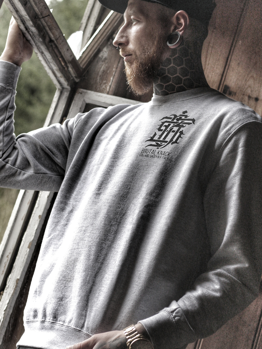brutal-knack-angelo-sweater-2