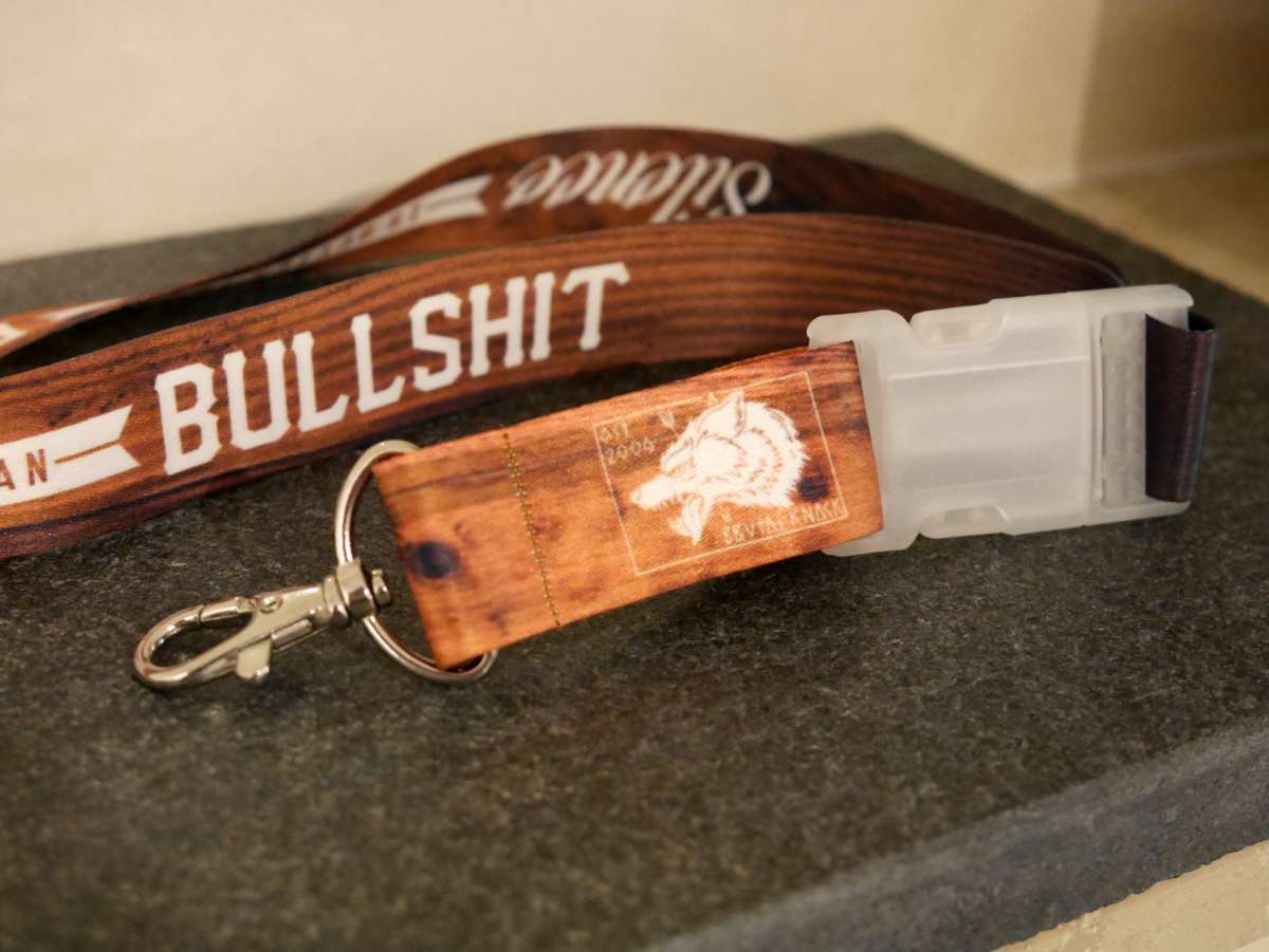 brutalknack-lanyard-wood-wulf1_600x600-2x